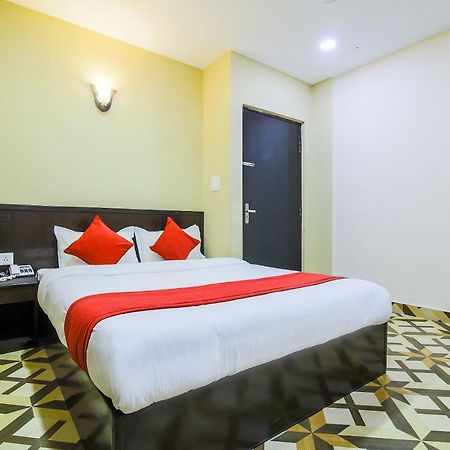 Oyo 315 Aadarsha Inn ルンミンデーイ エクステリア 写真