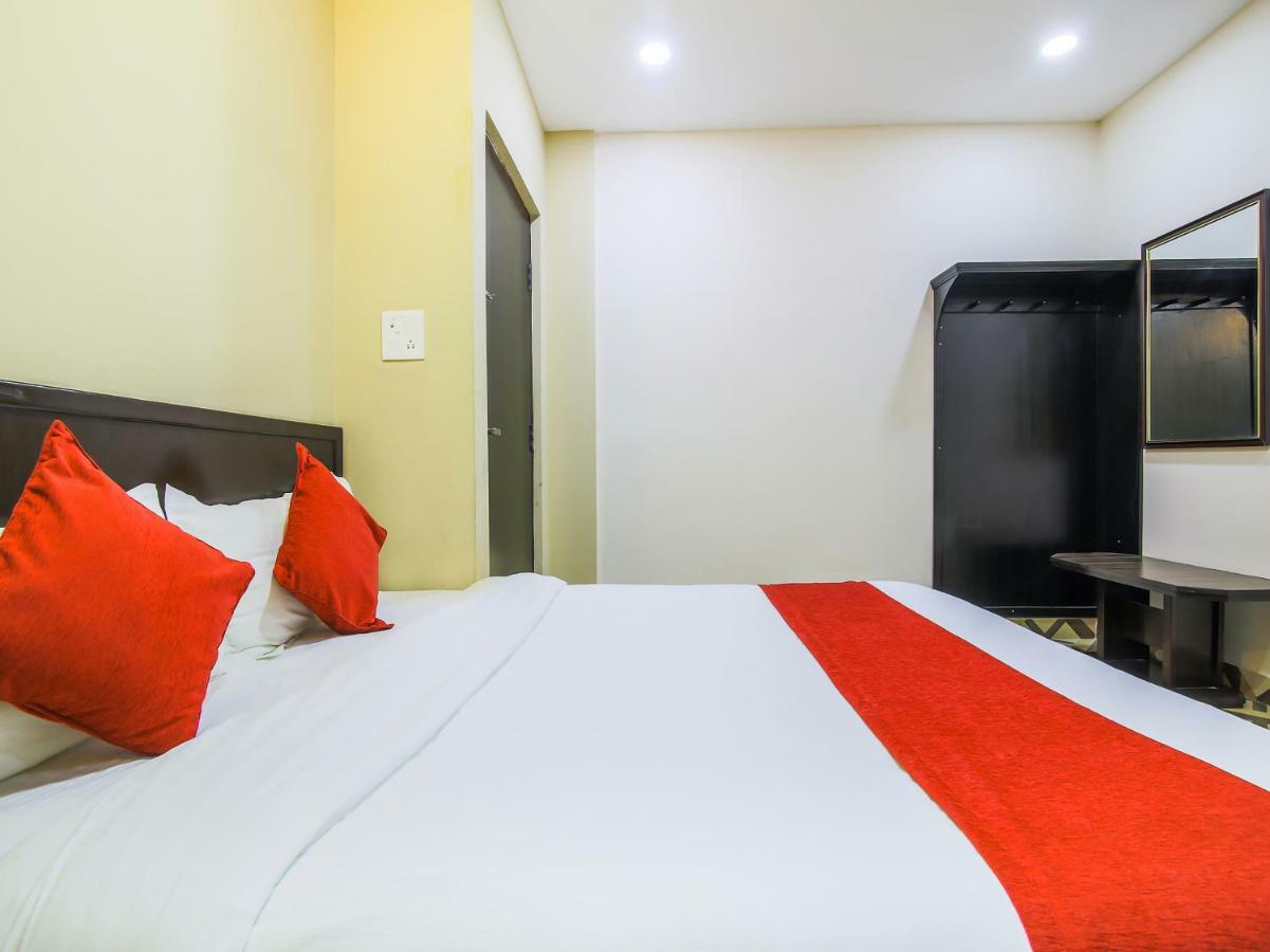 Oyo 315 Aadarsha Inn ルンミンデーイ エクステリア 写真