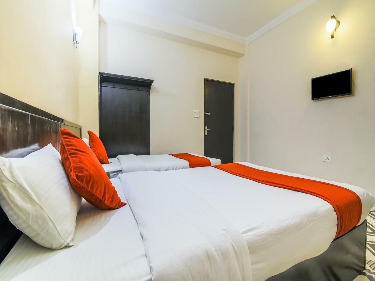 Oyo 315 Aadarsha Inn ルンミンデーイ エクステリア 写真