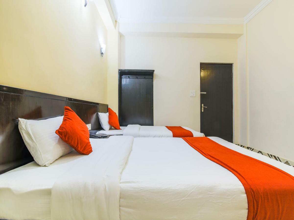 Oyo 315 Aadarsha Inn ルンミンデーイ エクステリア 写真