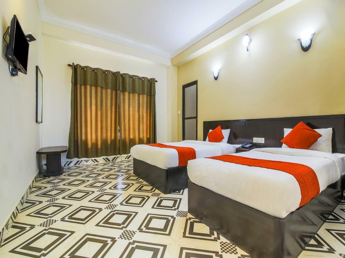 Oyo 315 Aadarsha Inn ルンミンデーイ エクステリア 写真