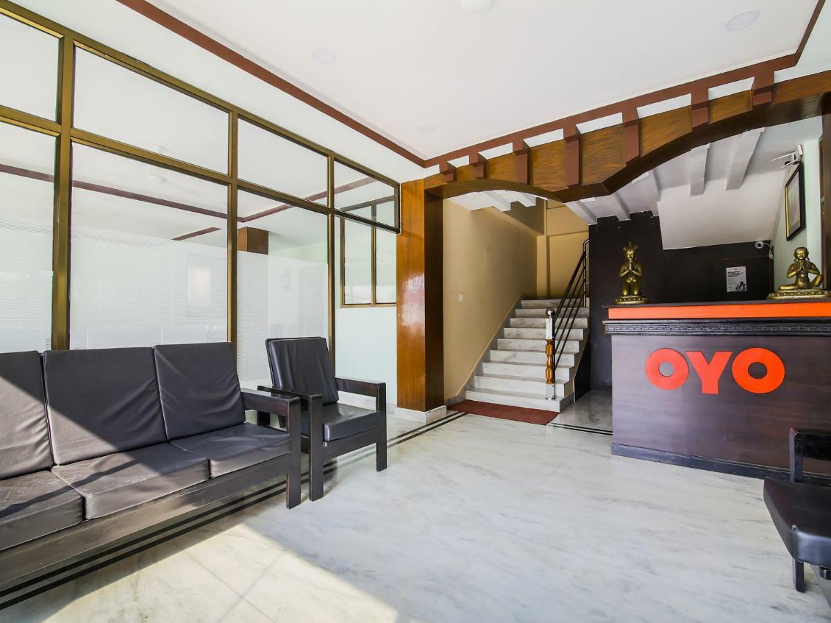 Oyo 315 Aadarsha Inn ルンミンデーイ エクステリア 写真