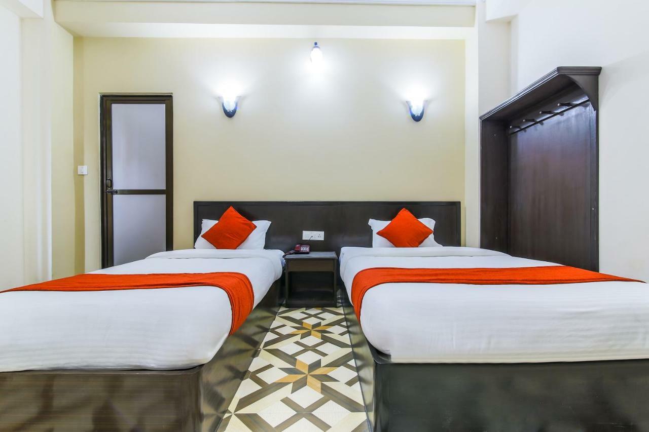 Oyo 315 Aadarsha Inn ルンミンデーイ エクステリア 写真