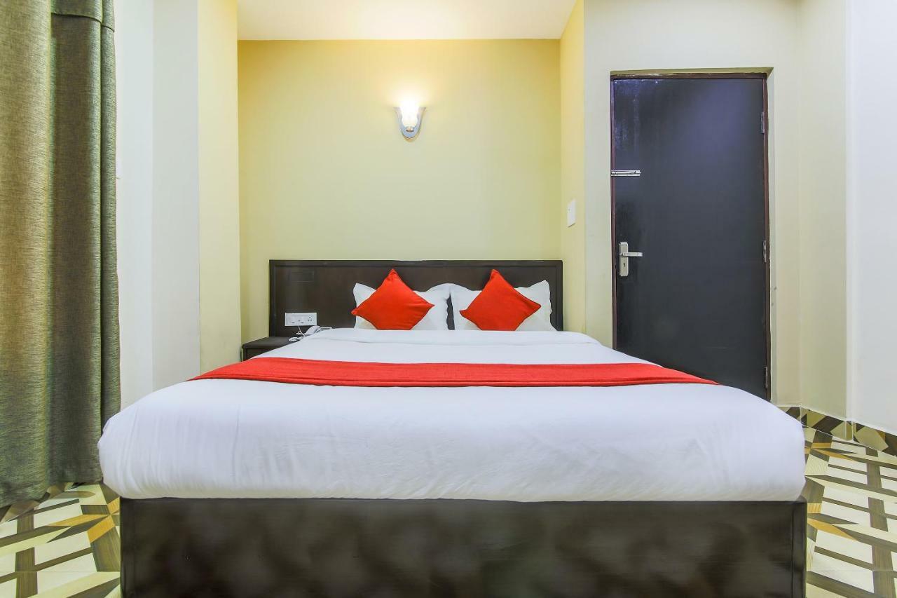 Oyo 315 Aadarsha Inn ルンミンデーイ エクステリア 写真