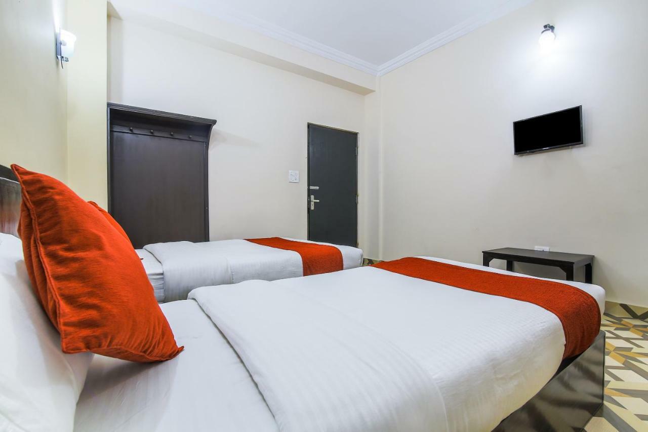 Oyo 315 Aadarsha Inn ルンミンデーイ エクステリア 写真